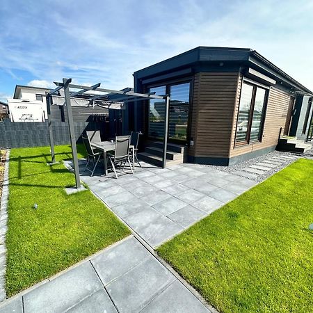 גוך Ferienhaus Am Seepark -J&K מראה חיצוני תמונה